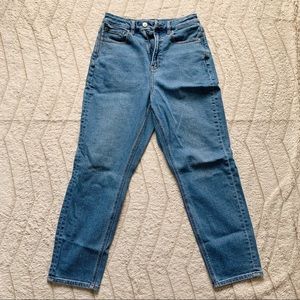 American Eagle Curvy Mom Jeans